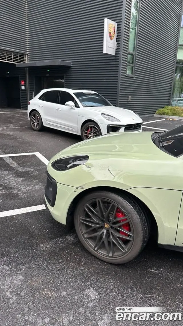 Porsche Macan — Фото автомобиля 14