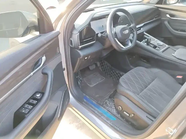 Geely Xingyue L — Фото автомобиля 15
