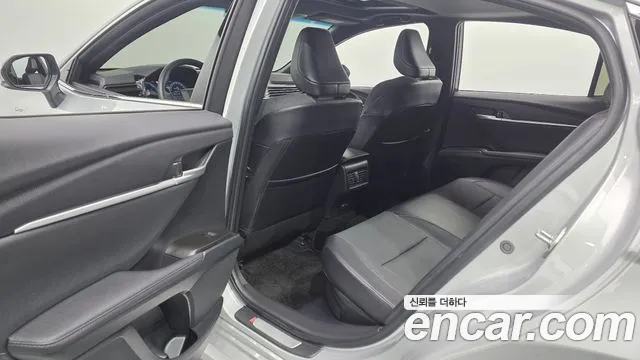 Toyota Camry XV80 — Фото автомобиля 18