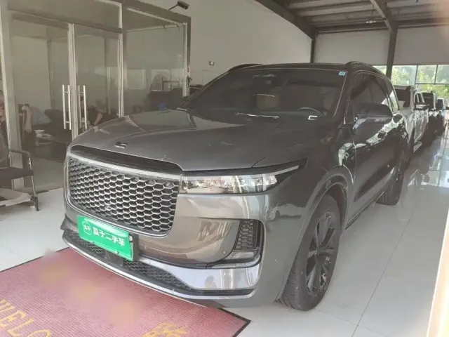 Фотография автомобиля — Li Auto ONE