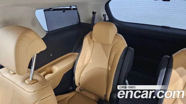 Kia Canival Carnival 4 поколение Бензин 9 мест Noblesse — Фото автомобиля 30