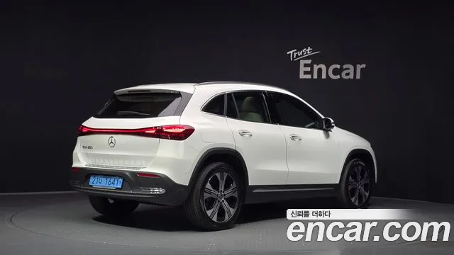 Mercedes-Benz EQA — Фото автомобиля 2