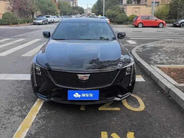 Cadillac CT5 — Фото автомобиля 2