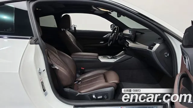 BMW 4 Series G22 — Фото автомобиля 27