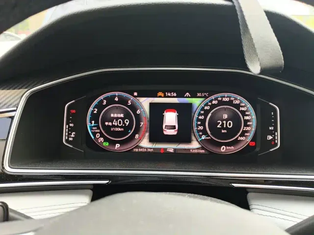 Volkswagen Tiguan L 2023 380TSI 4WD R-Line Premium 7-seater — Фото автомобиля 11