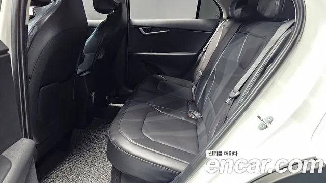 Kia Niro The All New — Фото автомобиля 18