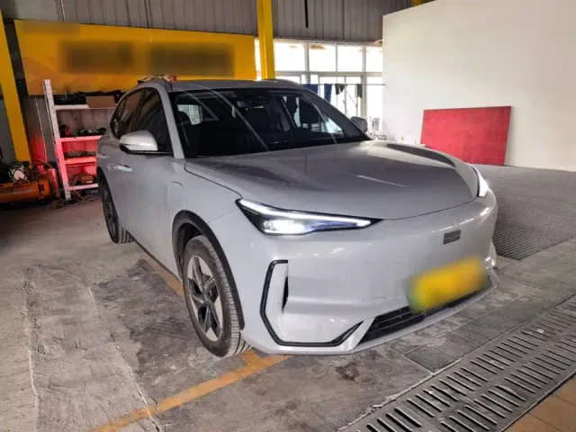 Geely Galaxy E5 — Фото автомобиля 3