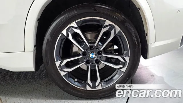 BMW X1 U11 — Фото автомобиля 21