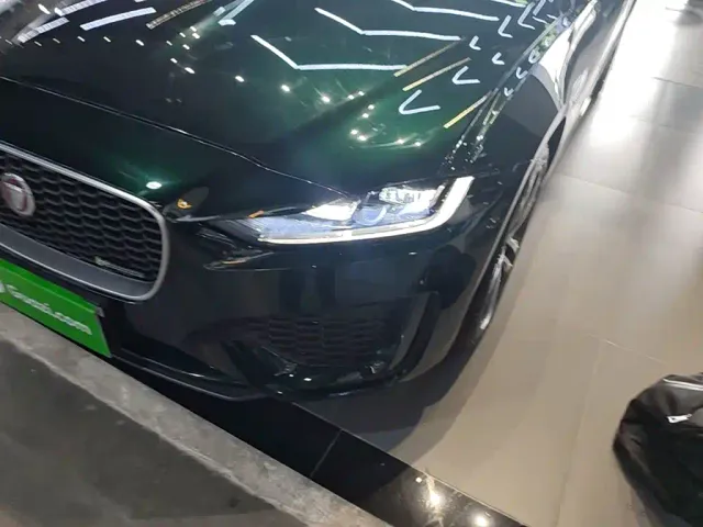 Jaguar XEL — Фото автомобиля 23