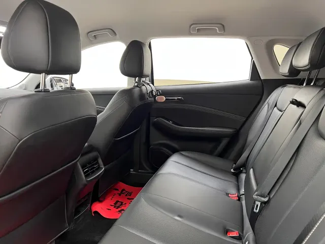 Baojun Yunhai — Фото автомобиля 17
