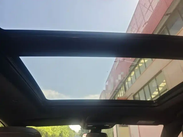 Cadillac XT5 — Фото автомобиля 13
