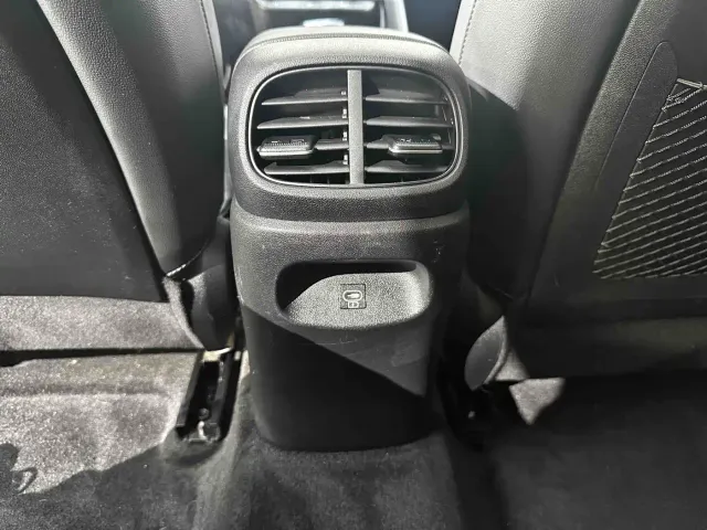 Hyundai Elantra — Фото автомобиля 28