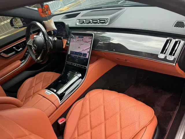 Mercedes-Benz Maybach S-Class — Фото автомобиля 11