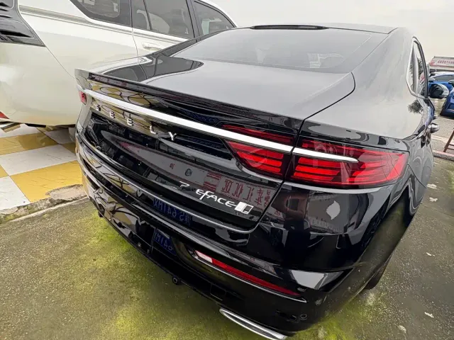 Geely Xing Rui 2025 Oriental Glory 1.5TD Splendid Edition — Фото автомобиля 15