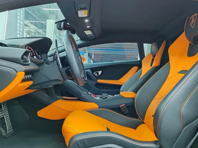 Lamborghini Huracan — Фото автомобиля 25