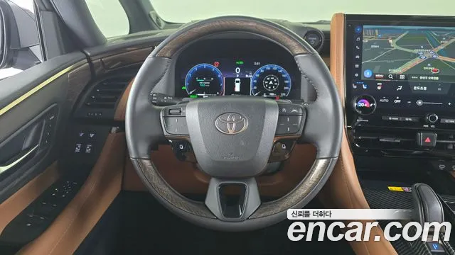 Toyota Alphard — Фото автомобиля 9