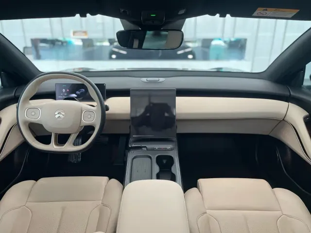 Nio ET5 Touring — Фото автомобиля 12