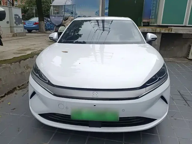 BYD Qin L — Фото автомобиля 2