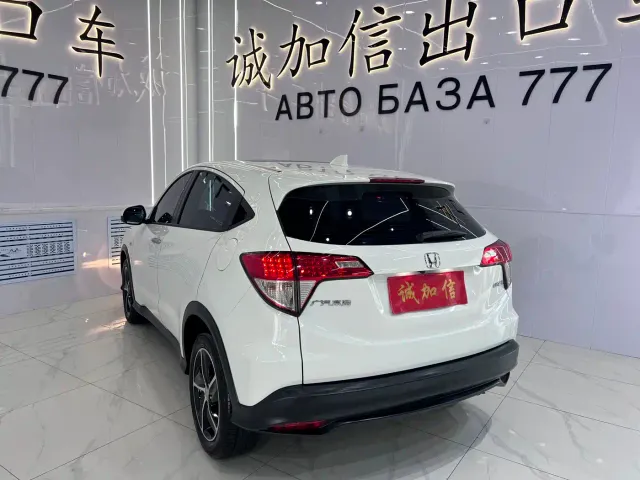 Honda Vezel — Фото автомобиля 4