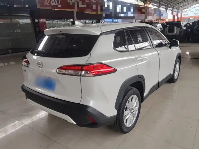 Toyota Corolla Cross — Фото автомобиля 6