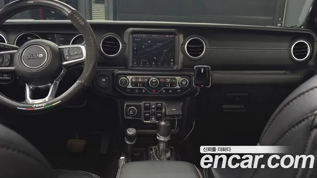 Jeep Wrangler JL — Фото автомобиля 19
