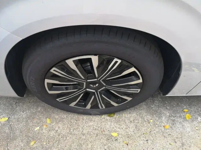 Wuling Starlight 730 — Фото автомобиля 22