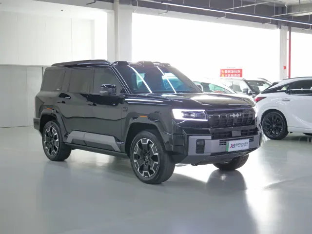 BYD FangChengBao Leopard 8 — Фото автомобиля 3