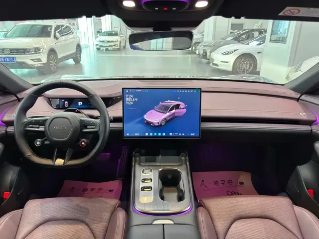 Xiaomi SU7 — Фото автомобиля 10