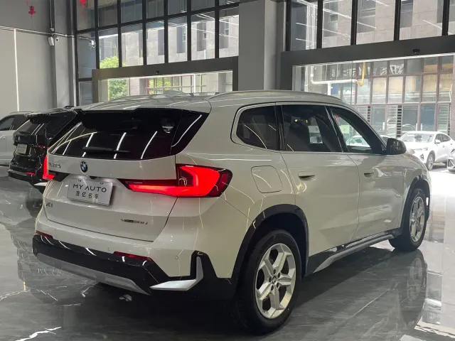 BMW X1 — Фото автомобиля 15