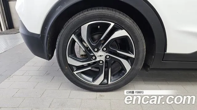 Chevrolet Bolt EV New — Фото автомобиля 5