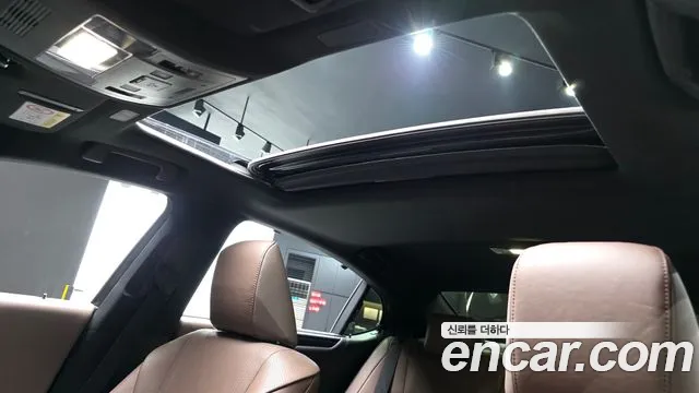 Lexus ES — Фото автомобиля 17