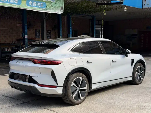 BYD Song L EV — Фото автомобиля 5