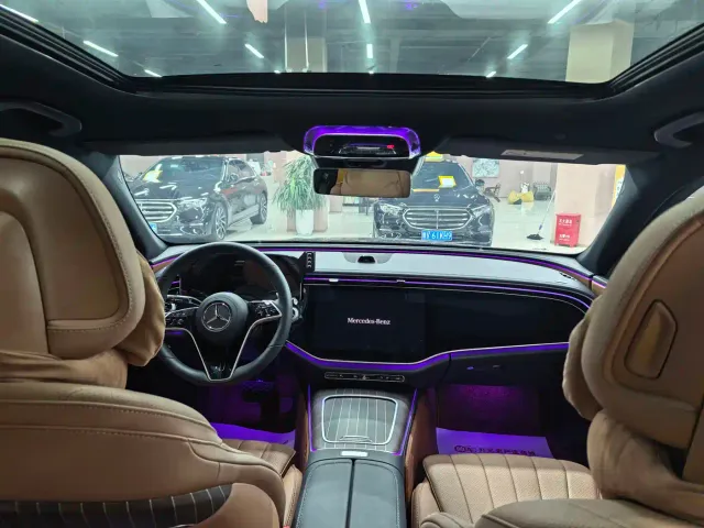Mercedes-Benz E-Class — Фото автомобиля 10