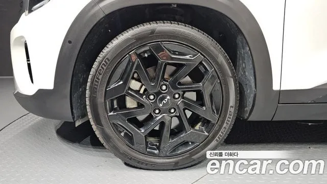 Kia Seltos — Фото автомобиля 5