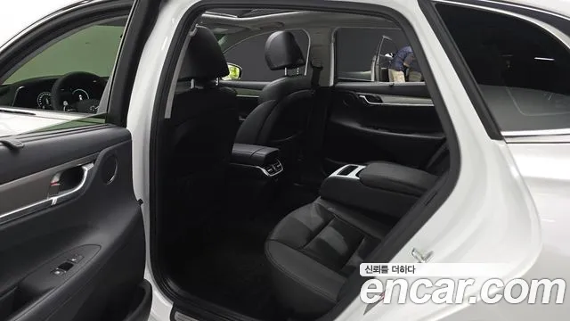 Hyundai Grandeur — Фото автомобиля 10