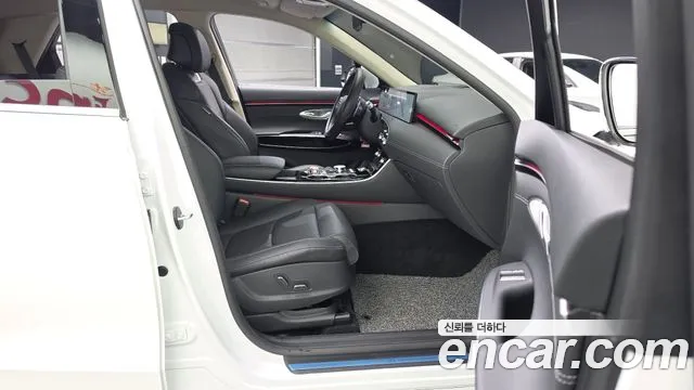 Genesis GV70 — Фото автомобиля 17