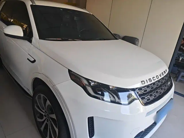 Land Rover Discovery Sport — Фото автомобиля 3