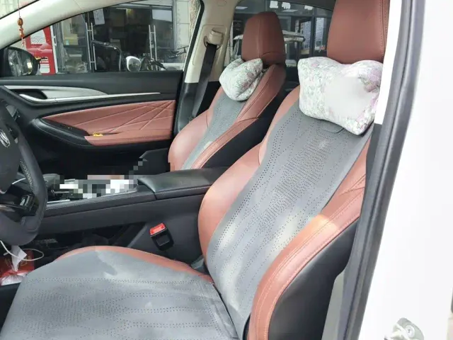 Changan Eado — Фото автомобиля 7