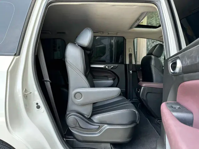 GAC Trumpchi M6 — Фото автомобиля 16