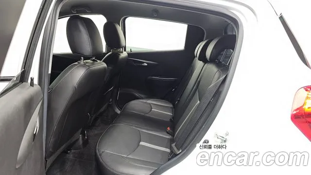 Chevrolet Spark — Фото автомобиля 11