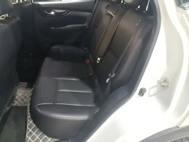 Nissan Qashqai — Фото автомобиля 17