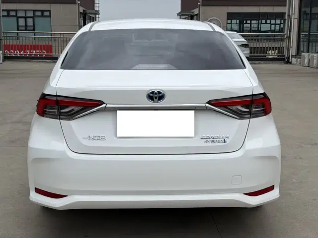 Toyota Corolla — Фото автомобиля 9
