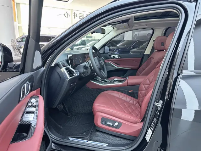 BMW X5 — Фото автомобиля 12