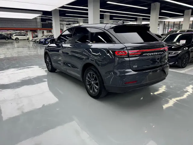 Leapmotor C11 — Фото автомобиля 12