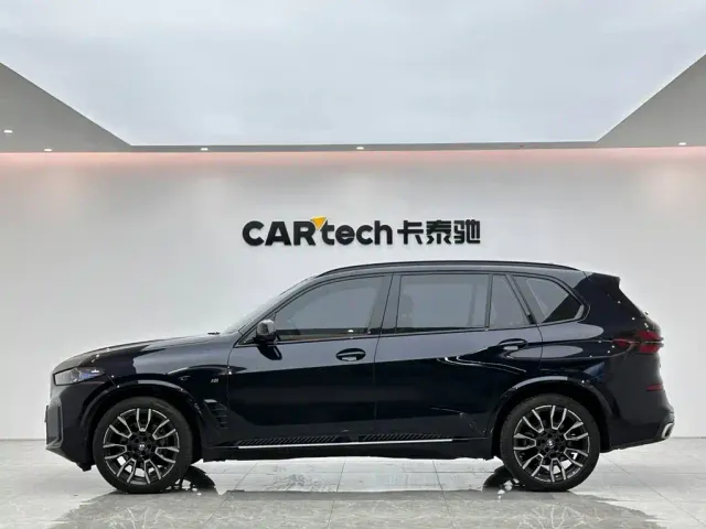 BMW X5 — Фото автомобиля 2