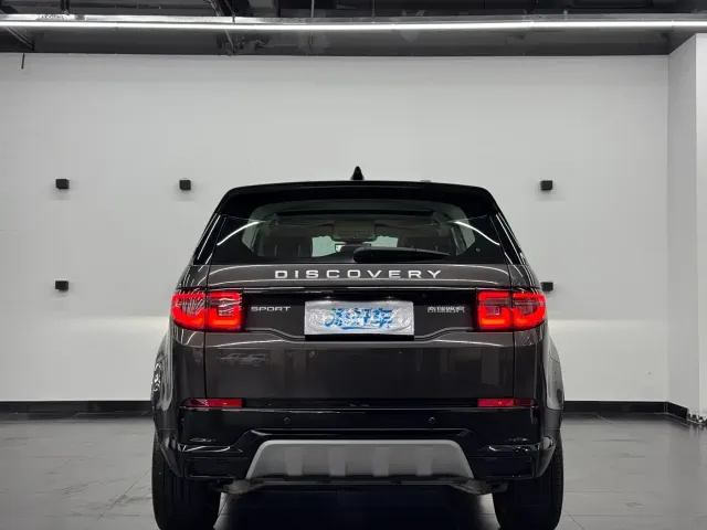 Land Rover Discovery Sport — Фото автомобиля 14