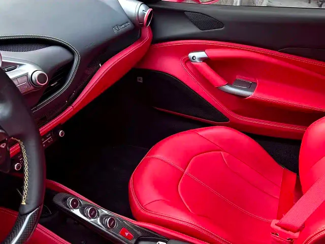 Ferrari F8 — Фото автомобиля 7
