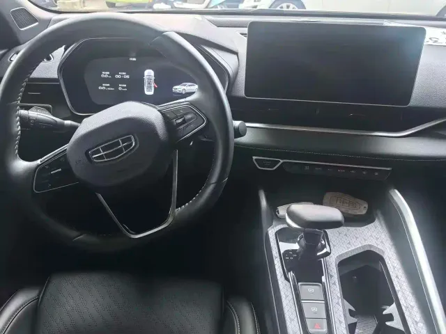 Geely Xingrui — Фото автомобиля 12