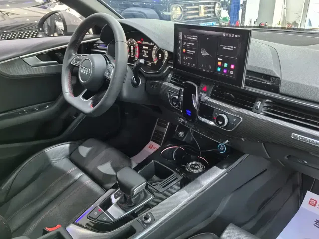 Audi A4L — Фото автомобиля 8