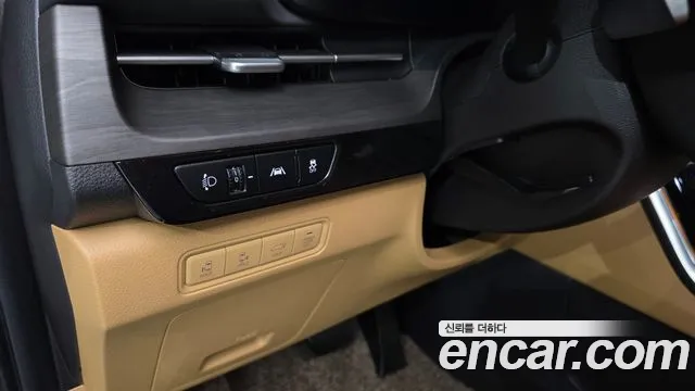 Kia Canival — Фото автомобиля 25